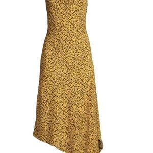 KARL LAGERFELD PARIS
Animal-Print Slip Dress Utterly chic, sz 6